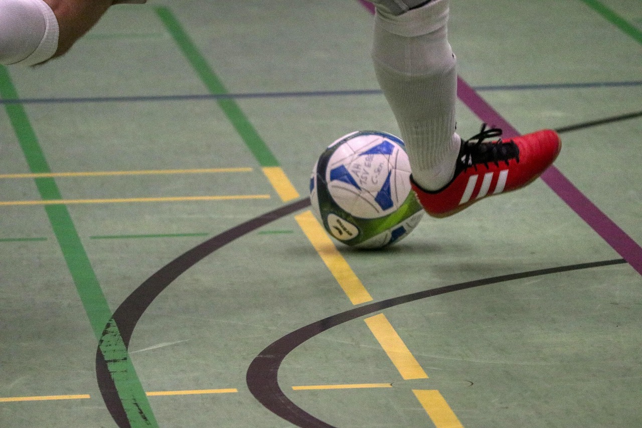 indoor-soccer-4760027_1280.jpg