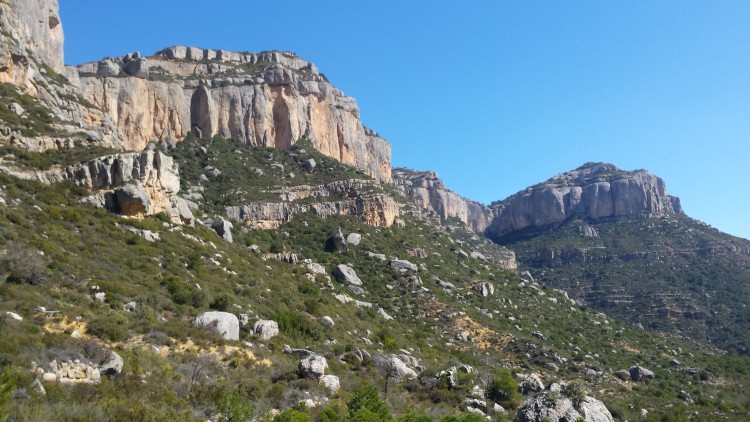 Els Bombers realitzen diversos rescats de muntanya al Priorat durant els dies de Setmana Santa